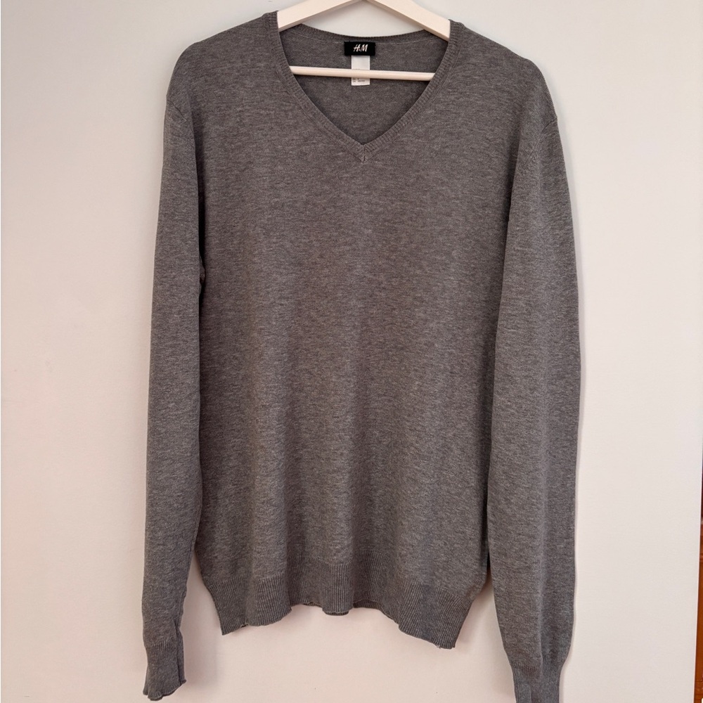 H&M Gray V-Neck Men's Sweater